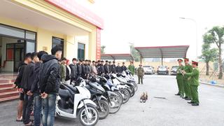 Xử lý 27 thanh thiếu niên gây rối trật tự tại phường Đồng Văn