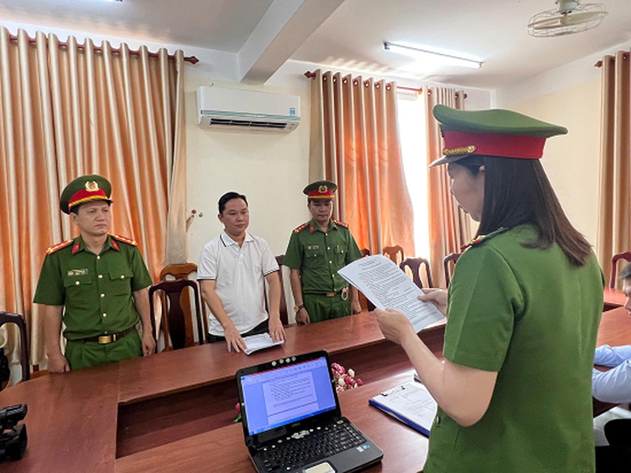 Bắt đối tượng lừa đảo bằng hình thức “chơi hụi Online”