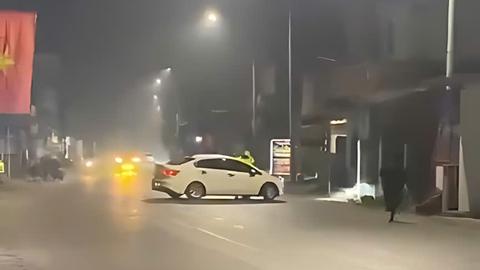 Khống chế lái xe vi phạm nồng độ cồn tông thẳng vào CSGT