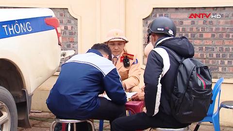 Xử lý nhiều học sinh không đủ điều kiện đi xe máy