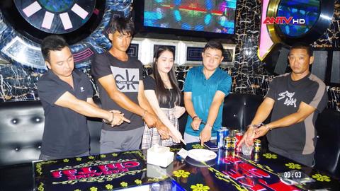 12 dân chơi dương tính ma túy trong quán karaoke