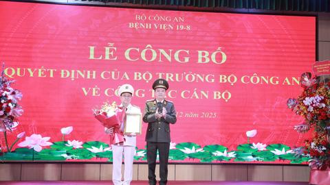 Công bố quyết định bổ nhiệm Giám đốc Bệnh viện 19-8