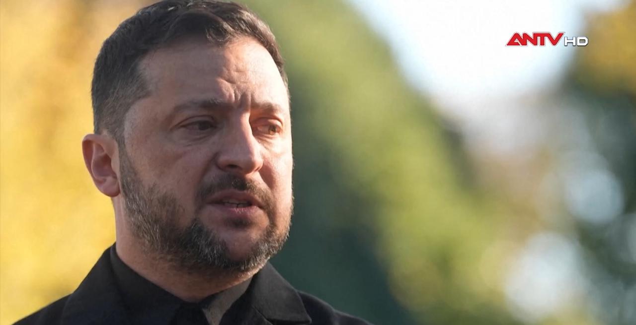 Ukraine sẵn sàng ngừng bắn một phần với Nga Ukraine sẵn sàng ngừng bắn một phần với Nga