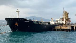 Hơn 30 tàu biển tại Venezuela nguy cơ bị Mỹ trừng phạt