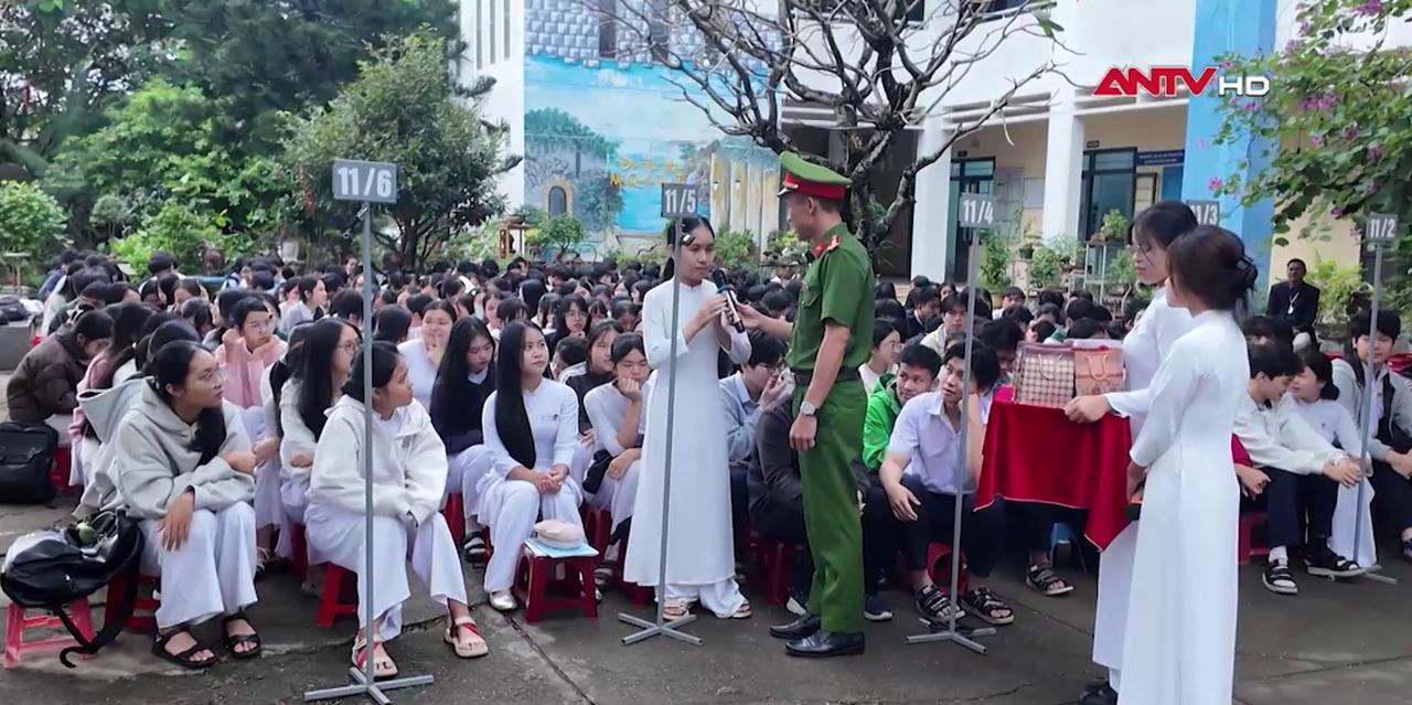 Lá chắn ma túy xâm nhập học đường