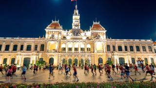  Du lịch TP HCM sôi động dịp cuối năm