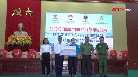 Hàng trăm phần quà giúp nhân dân vùng bão lũ