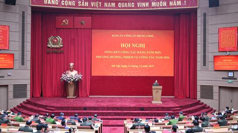 Hoạt động nổi bật của lãnh đạo Bộ Công an tuần qua