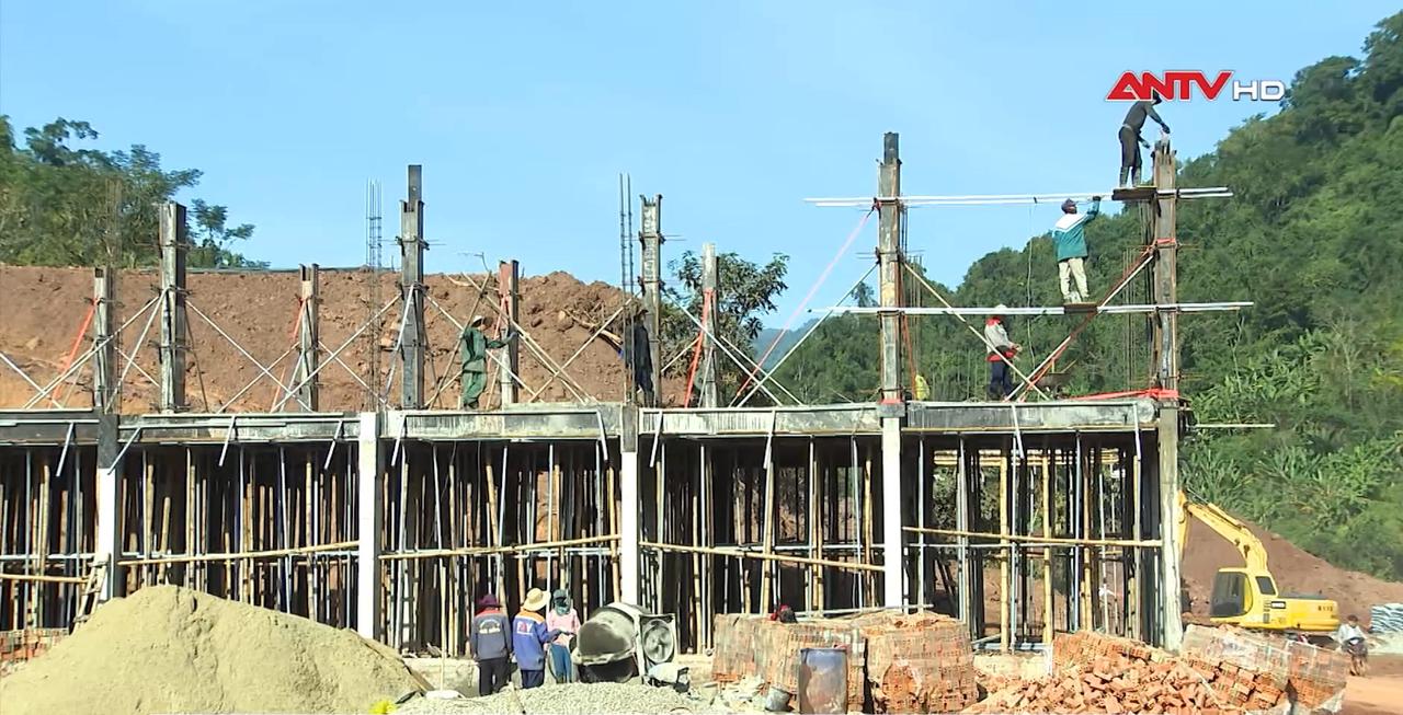 Đẩy nhanh tiến độ xây dựng trường học ở vùng cao Nghệ An
