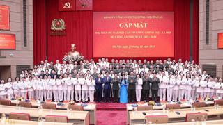 Đại tướng Lương Tam Quang gặp mặt đại biểu dự Đại hội các tổ chức chính trị - xã hội