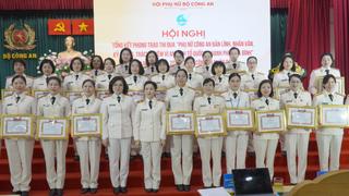 Xây dựng hình ảnh phụ nữ Công an nhân dân bản lĩnh, tận tụy, nhân văn