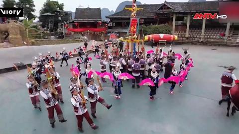 Hàng trăm người đón Tết của người Miêu tại Rongshui, Trung Quốc