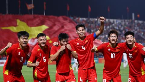 Không khí ăn mừng U22 Việt Nam vô địch SEA Games 33