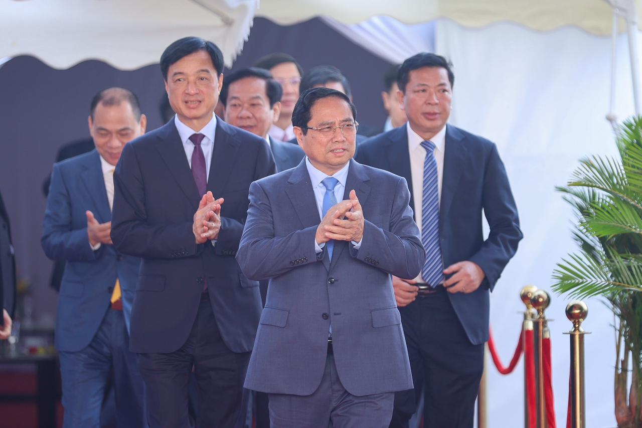 Đồng loạt khởi công, khánh thành 234 dự án lớn chào mừng Đại hội XIV của Đảng