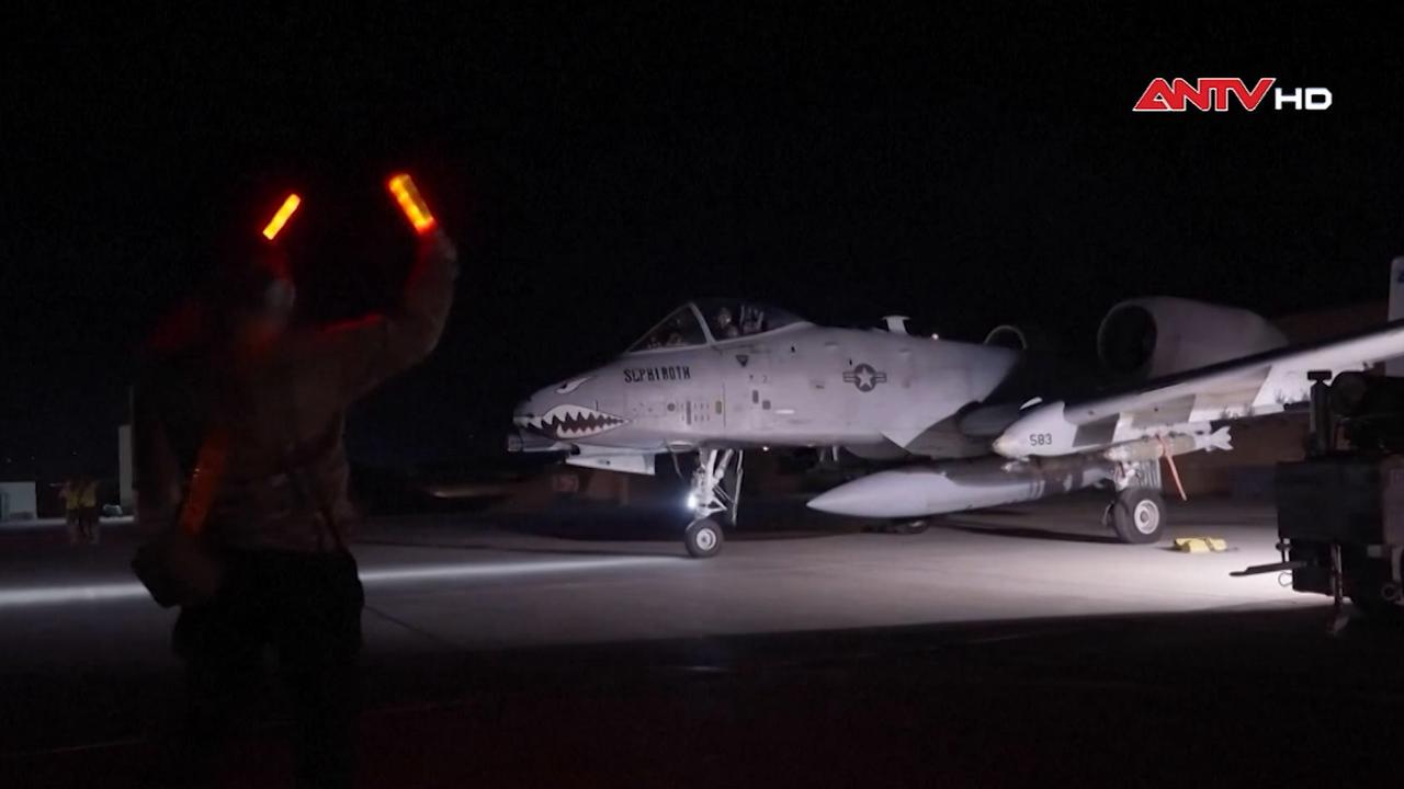 Mỹ không kích trả đũa IS tại miền Trung Syria