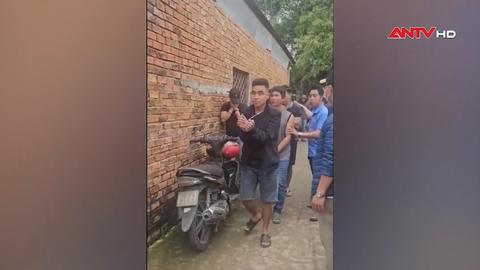 Triệt xóa điểm đá gà trong rừng keo gần 20 đối tượng