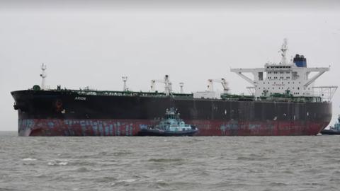 Mỹ bắt thêm tàu chở dầu thứ hai ngoài khơi Venezuela