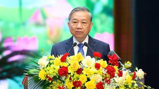 Quân đội nhân dân vững bước dưới cờ Đảng quang vinh