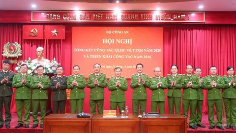 Lực lượng Cảnh sát QLHC về TTXH tiếp tục phát huy vai trò tiên phong đi đầu chuyển đổi số