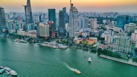  Cơ hội và thách thức phát triển Trung tâm tài chính quốc tế