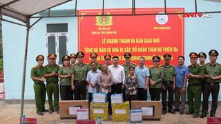 Bàn giao nhà cho người dân trong “Chiến dịch Quang Trung”  