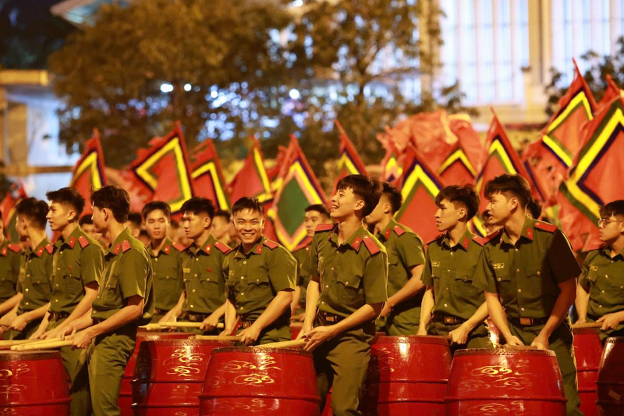 Tiết mục trống hội đặc biệt biểu diễn tại Đại hội Thi đua yêu nước lần thứ XI