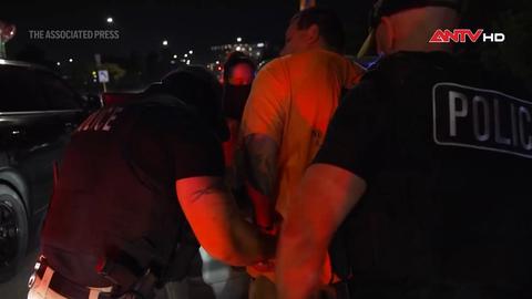 Hơn 2,5 triệu người nhập cư trái phép rời Mỹ trong năm 2025