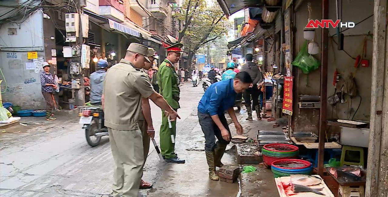 Giành lại vỉa hè cho người đi bộ