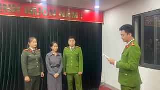 Bắt Giám đốc công ty tổ chức chương trình "Về đây bốn cánh chim trời"