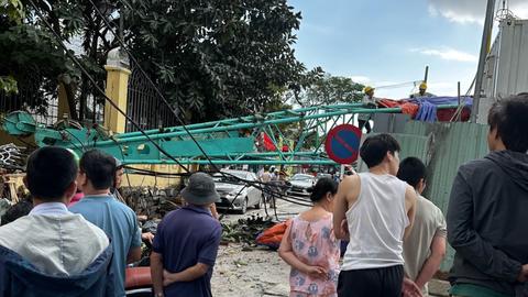 Gãy cần cẩu công trình làm sập tường Bảo tàng Điêu khắc Chăm Đà Nẵng
