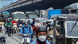 Người dân về quê nghỉ Tết dương lịch 2026, các cửa ngõ ùn ứ xe cộ