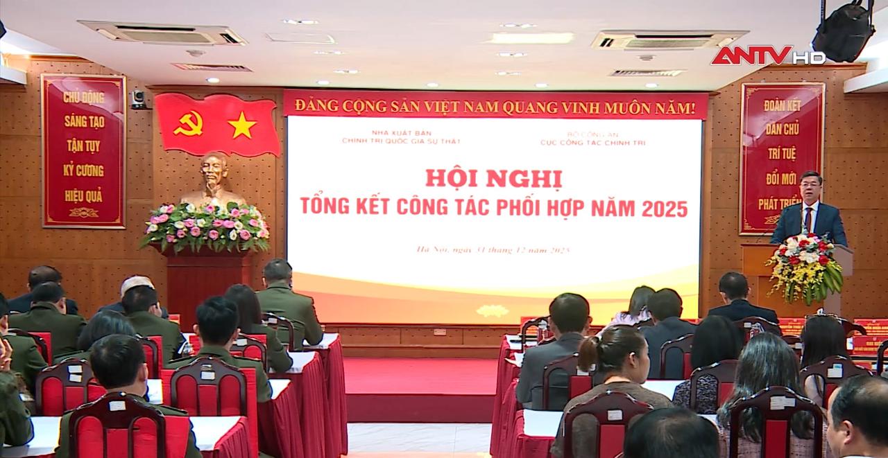 Phối hợp hiệu quả giữa Cục Công tác chính trị và Nhà xuất bản Chính trị quốc gia Sự thật