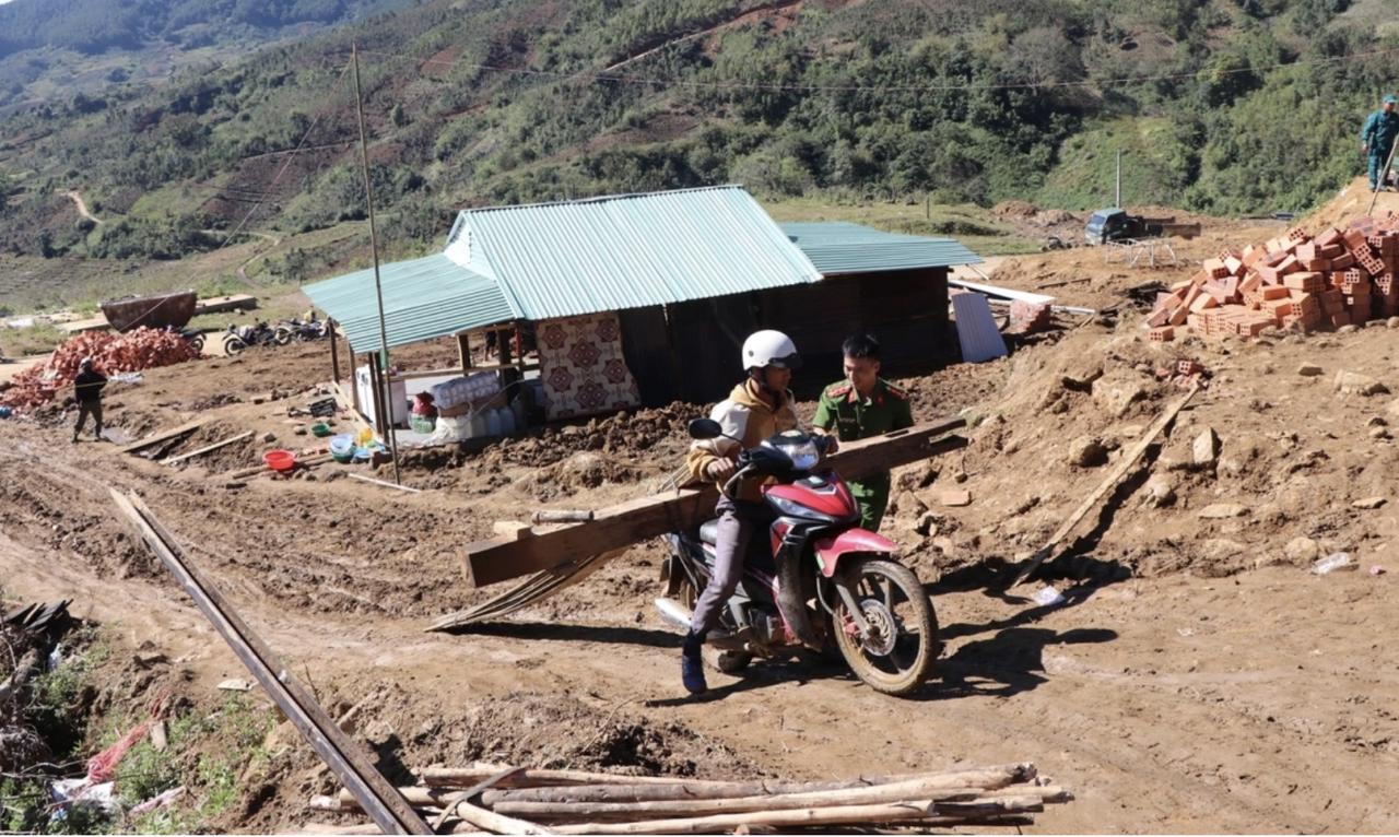 Công an Quảng Ngãi xuyên lễ thực hiện “chiến dịch Quang Trung”