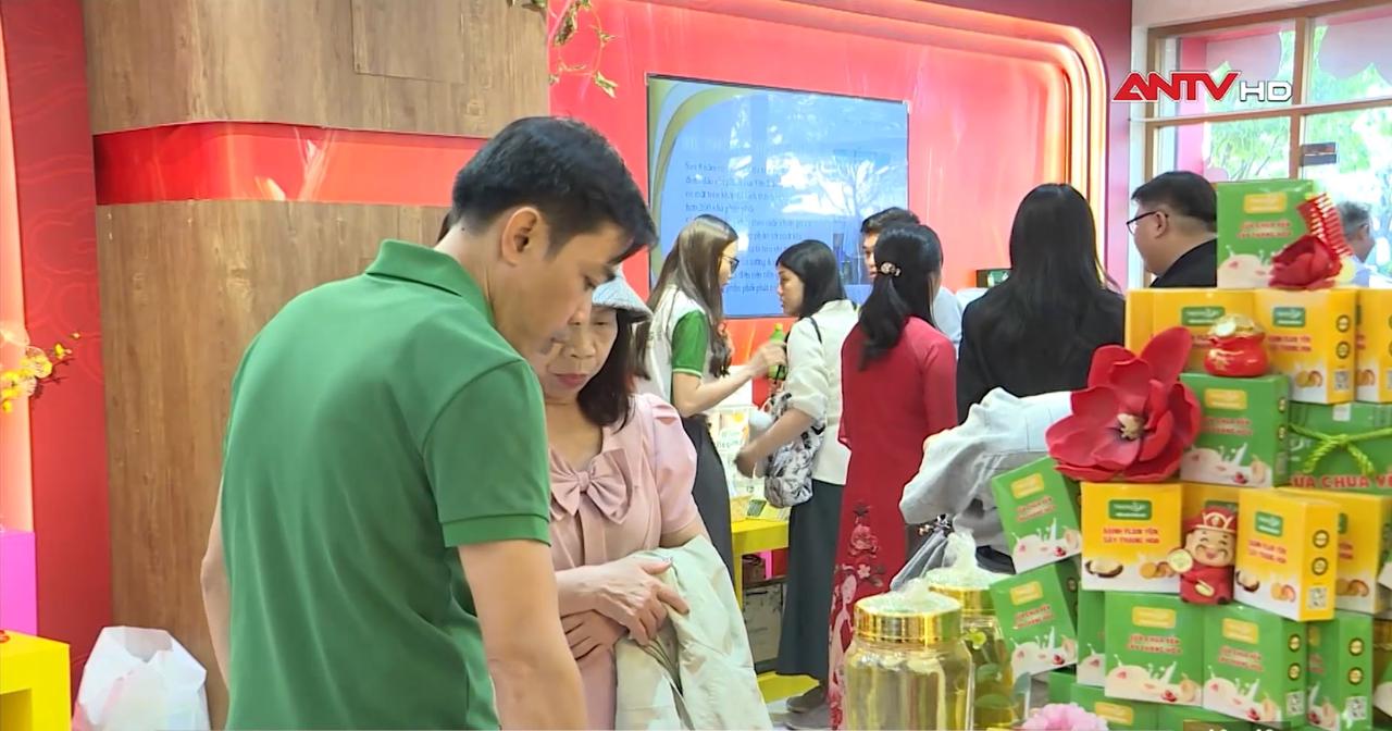 TP.HCM đẩy mạnh kích cầu tiêu dùng phục vụ Tết TP.HCM đẩy mạnh kích cầu tiêu dùng phục vụ Tết