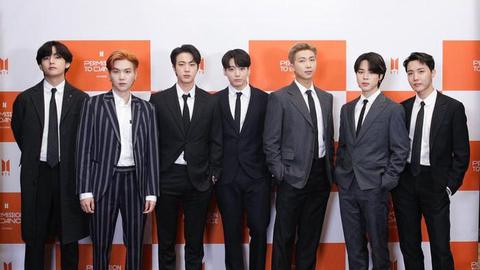 BTS thông báo trở lại sau gần 4 năm