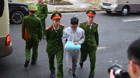 Sáng nay, xét xử 2 cựu Cục trưởng Cục An toàn thực phẩm