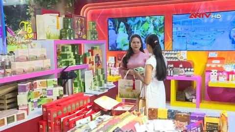 Hàng Tết khuyến mãi sớm