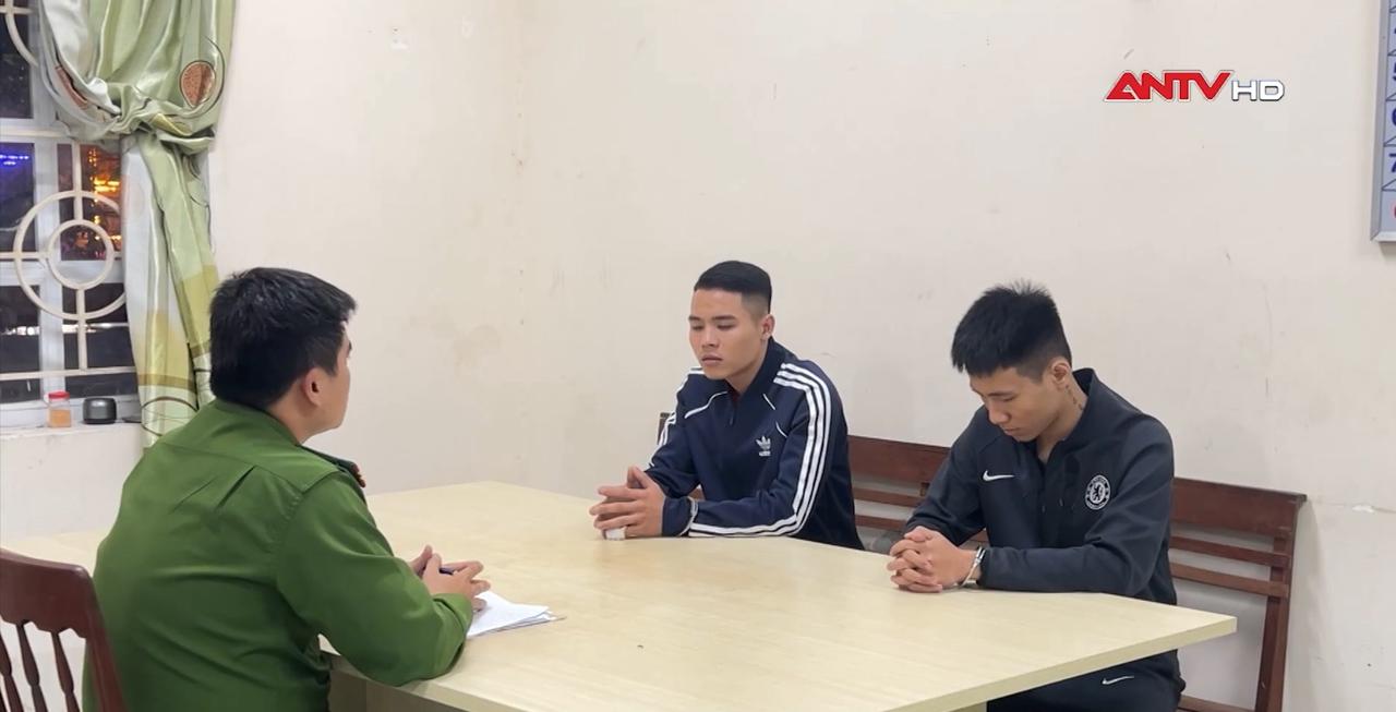 Truy xét 2 đối tượng liều lĩnh chém người tại tiệm cầm đồ