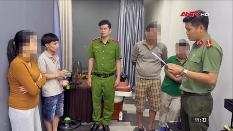 Lên mạng mua tiền giả đi lưu hành lúc rạng sáng