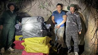 Mật phục bắt gọn nhóm vận chuyển pháo lậu từ nước ngoài về Việt Nam