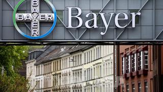 Bayer kiện các nhà sản xuất vaccine phòng COVID-19