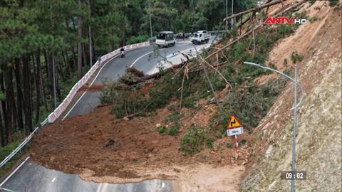 Cấm lưu thông đèo Prenn 6 ngày để khắc phục sạt lở