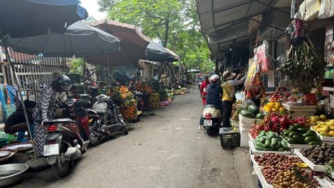 Xóa bỏ chợ cóc và bài toán thực thi