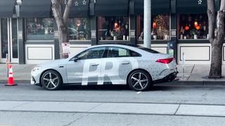 Hãng Uber giới thiệu Robotaxi tự hành