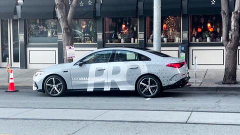 Hãng Uber giới thiệu Robotaxi tự hành