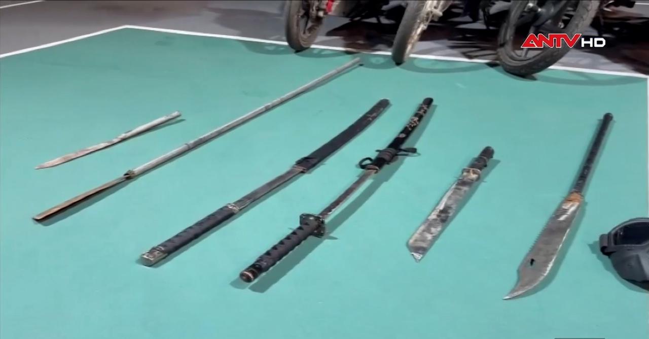 Khởi tố 9 đối tượng về hành vi gây rối trật tự công cộng