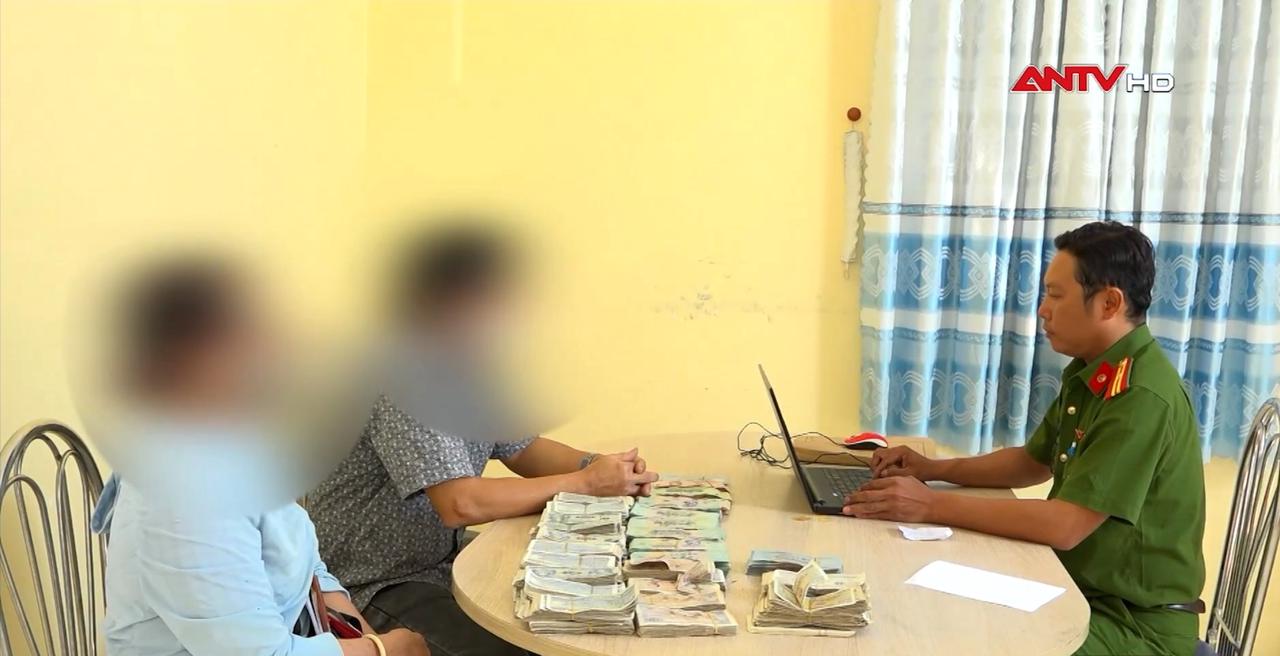 Công an Đồng Tháp trao trả gần 618 triệu đồng cho bị hại trong vụ trộm