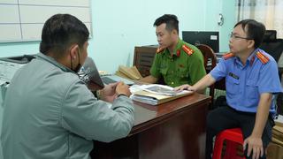 Vụ 2 ô tô rượt đuổi: Bắt thêm 1 tài xế