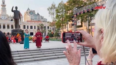 TP.HCM sẵn sàng đón khách du lịch dịp Tết Nguyên đán 2026