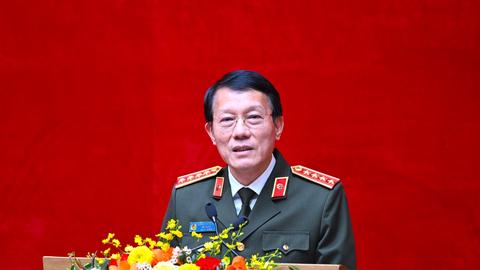 Trấn áp quyết liệt các loại tội phạm, tạo môi trường an toàn phát triển của đất nước